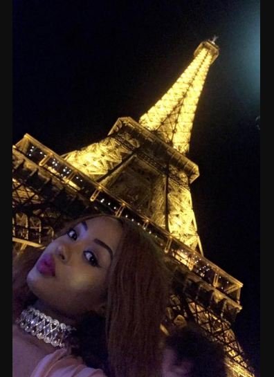 Video: Anita Fabiola enjoys life in Paris