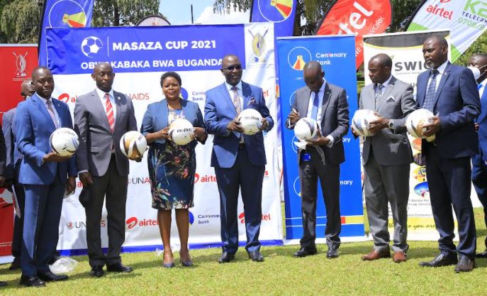 Masaza Cup to kickoff this weekend Buganda's 2nd deputy Katikkiro and minister of finance, investment, planning and economic development, Mr Robert Waggwa Nsibirwa (4th(R) ,David Birungi PR manager at Airtel Uganda (3rd L), Remmie Kisakye,Head of Brand and Communication at Airtel Uganda (4th L), together with other Buganda Officials during the Launch of the 2022 Masaza cup at Bulange Mengo.